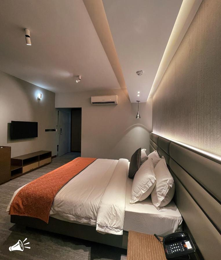 Hotel Omni Residency Dhaka Exterior foto